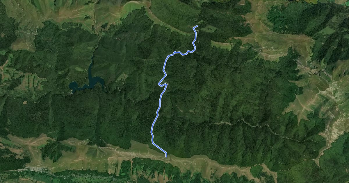 Маршрут Urbeltza (GR12) - Burdin hesiak pasabidea (GR11) на спутниковом снимке