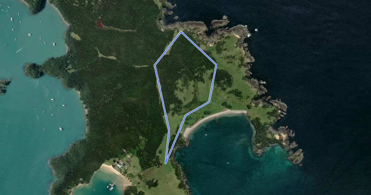 Маршрут Urupukapuka Bay Loop на спутниковом снимке