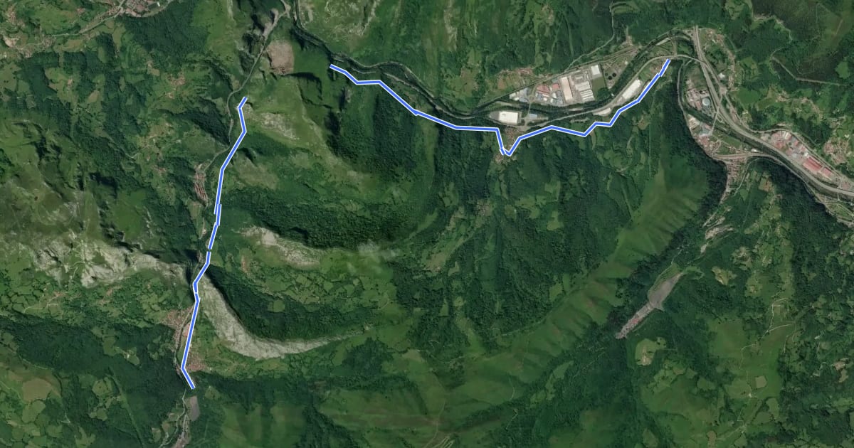 Маршрут Vía Verde del Valle de Loredo на спутниковом снимке