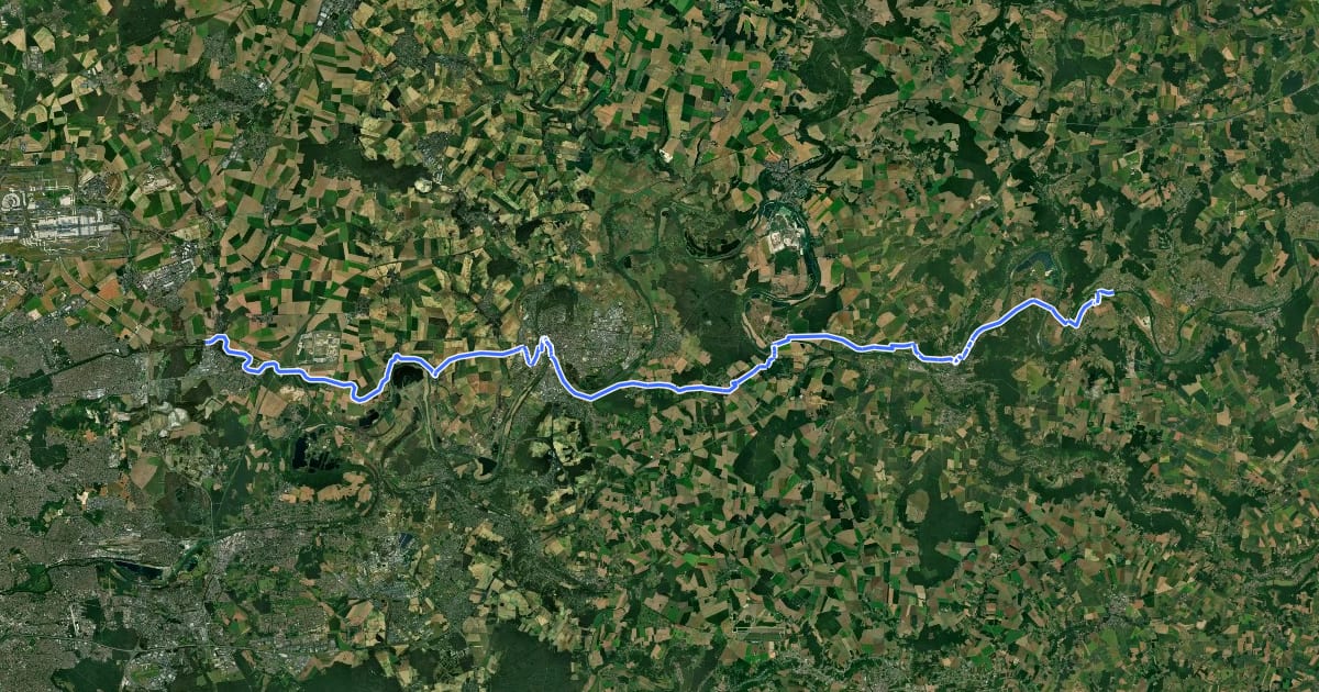 Маршрут Véloroute 52 - Claye-Souilly à Crouttes-sur-Marne на спутниковом снимке
