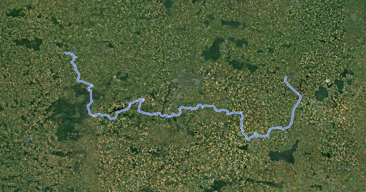 Маршрут Véloroute 6 Vitré - Saint-Méen-le-Grand на спутниковом снимке