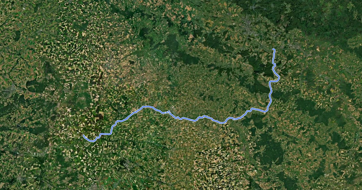 Маршрут Véloroute du canal des Ardennes на спутниковом снимке