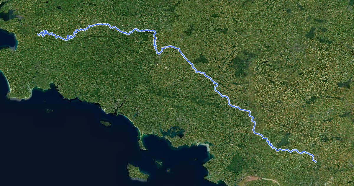 Маршрут Véloroute du canal Nantes à Brest на спутниковом снимке