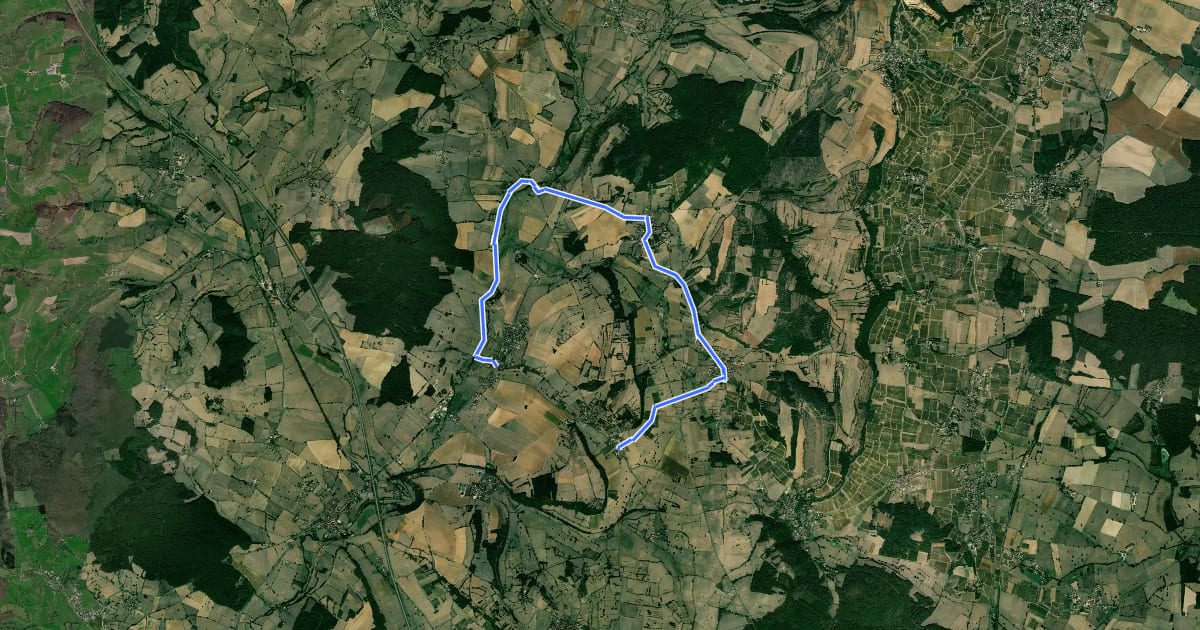 Маршрут Véloroute Etiveau – Montchanin (selon les panneaux) на спутниковом снимке