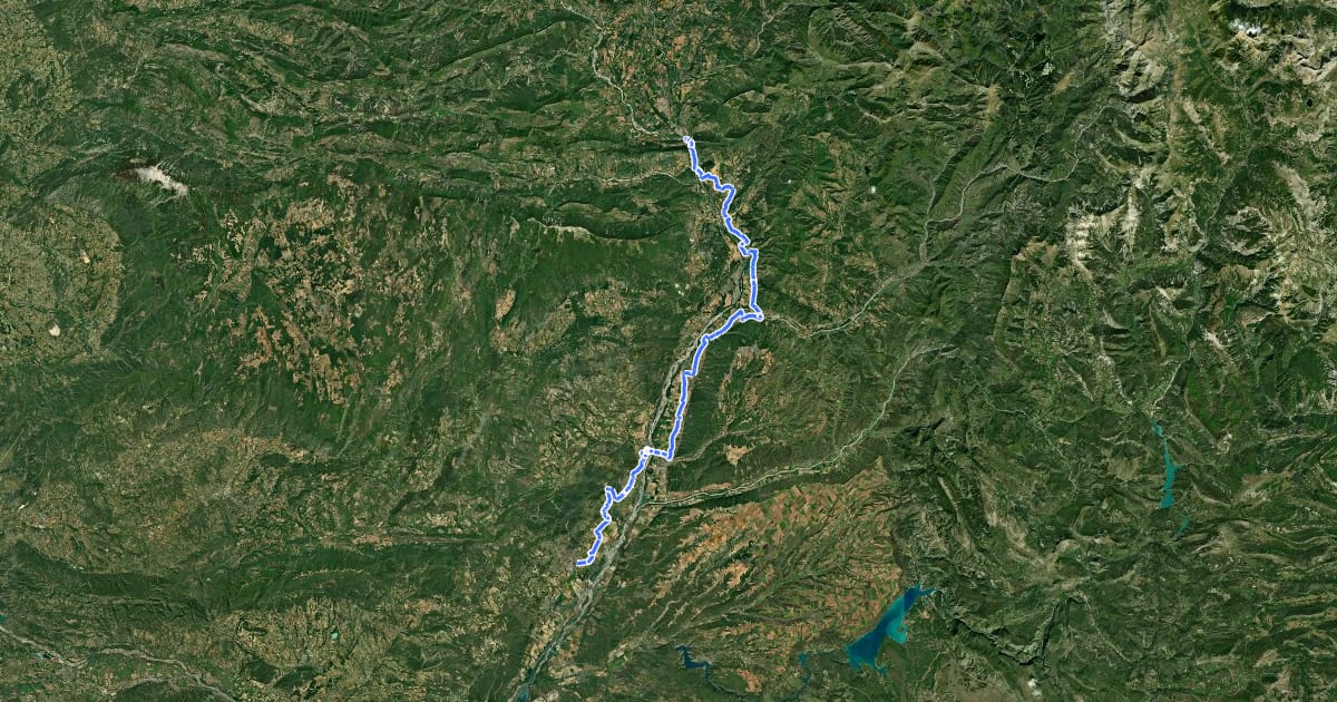Маршрут Véloroute Trans'Alpes Sisteron-Les Mees(-Manosque) на спутниковом снимке