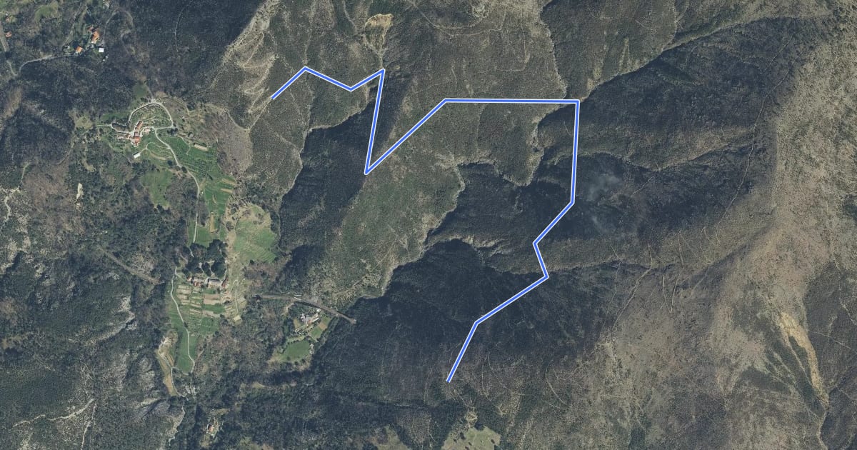 Маршрут Valico Case Colla - Bivio pendici ovest Muntain (Sentiero "Lische Basse") на спутниковом снимке