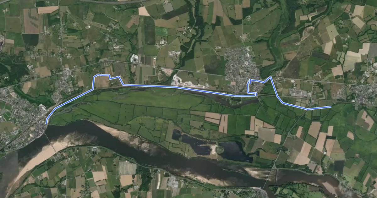 Маршрут Vallée de la Loire Rive droite par Champtocé на спутниковом снимке