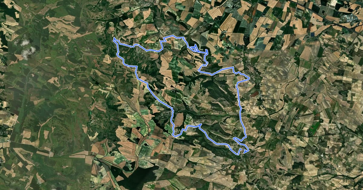 Маршрут vallons de l'autan VTT 04 rouge на спутниковом снимке