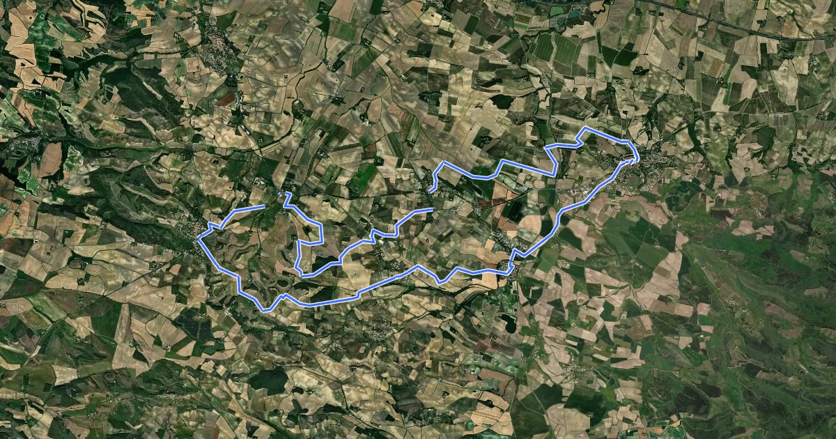 Маршрут vallons de l'autan VTT 05 rouge на спутниковом снимке