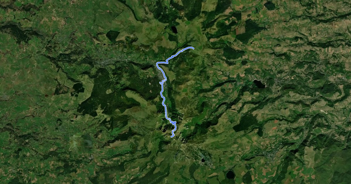 Маршрут Variante du GR 4 par Le Mont-Dore на спутниковом снимке