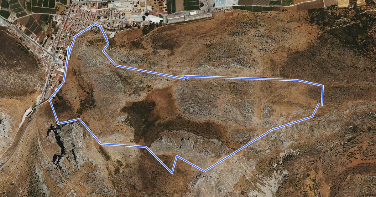 Маршрут Ventas de Zafarraya-Sendero de la Cuna. на спутниковом снимке
