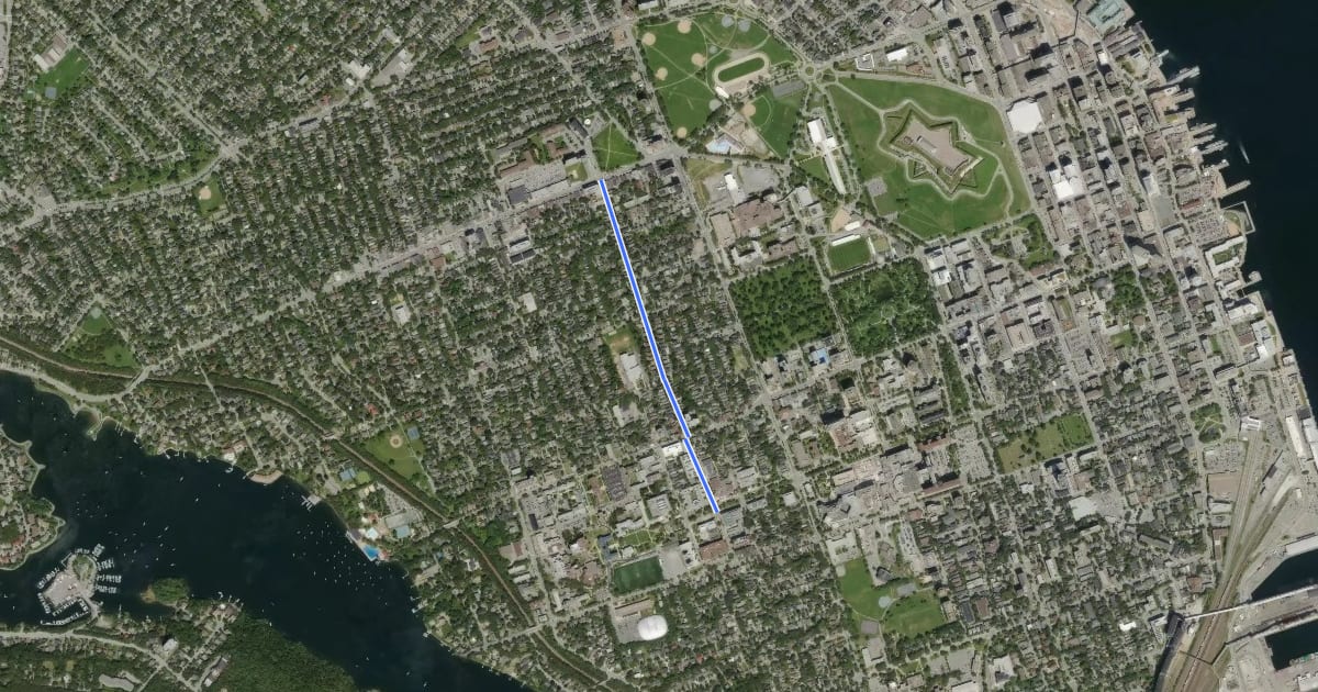 Маршрут Vernon - Seymour Local Street Bikeway на спутниковом снимке