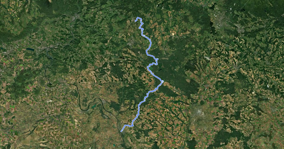 Маршрут Via Czechia - Středozemím (2. Kokořínsko a Máchův kraj) на спутниковом снимке