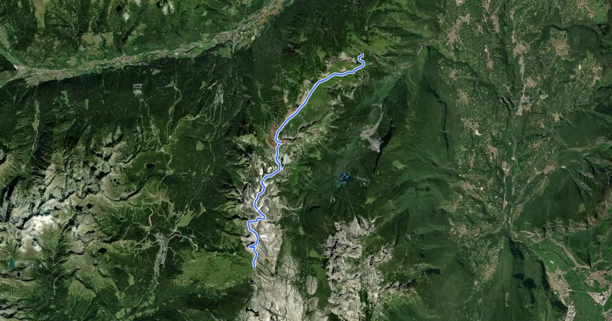 Маршрут Via ferrata alpinistica "Claudio Costanzi" на спутниковом снимке