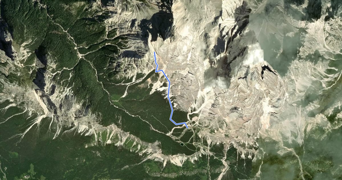 Маршрут Via Ferrata Ivano Dibona ascent parte superiore на спутниковом снимке