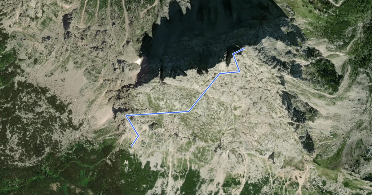 Маршрут Via normale Creta di Aip на спутниковом снимке