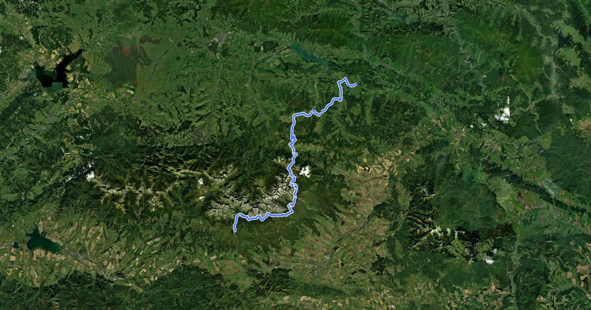 Маршрут Via Slovakia (Červený Kláštor - Štrbské pleso) на спутниковом снимке