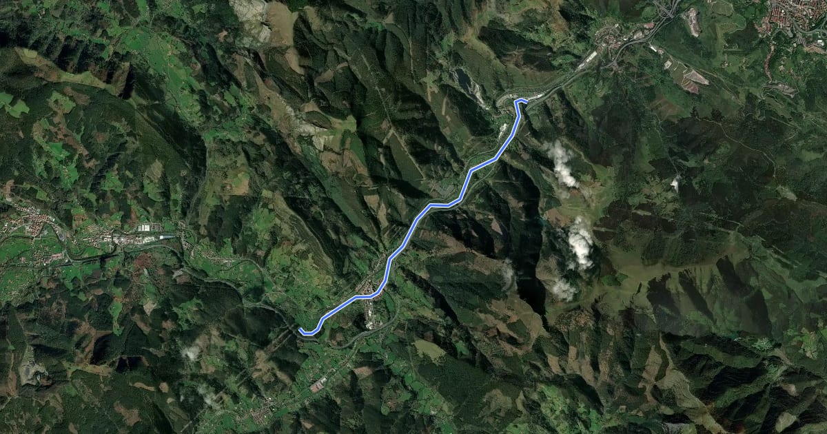 Маршрут Via Verde del Kadagua на спутниковом снимке