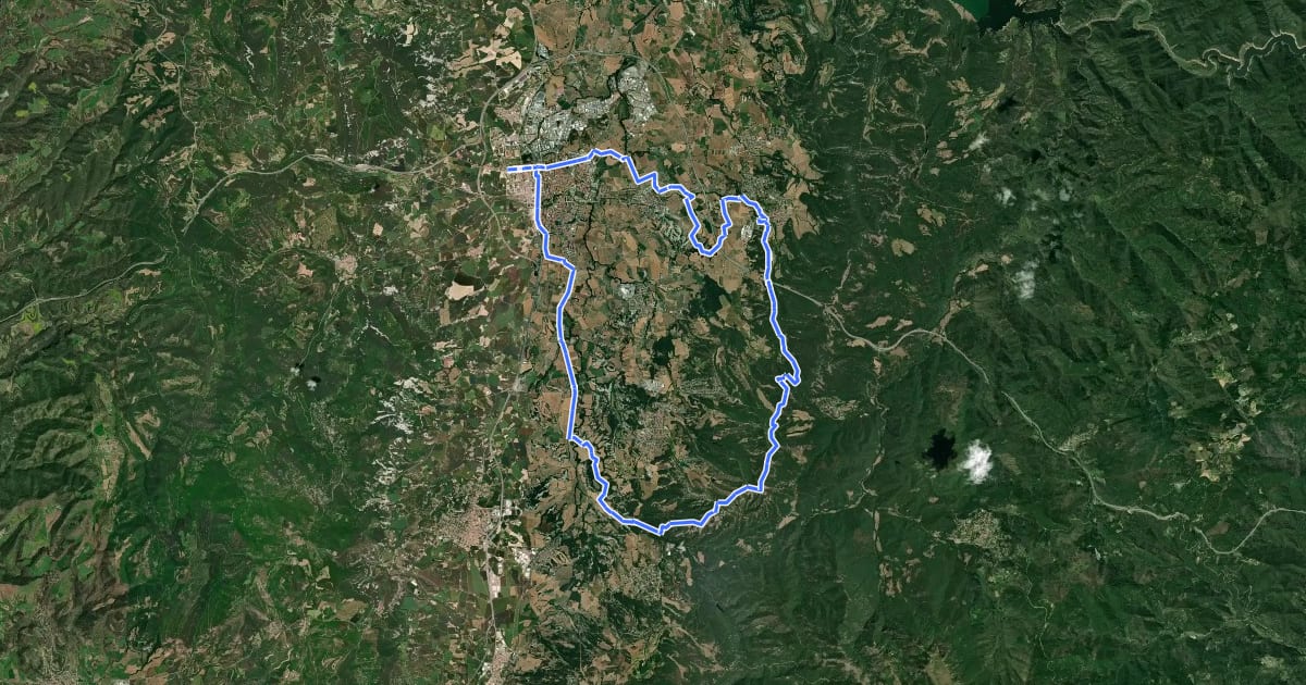 Маршрут Vic – Mont-rodon – Puig l’Agulla – Sant Julià de Vilatorta – Calldetenes – Vic на спутниковом снимке
