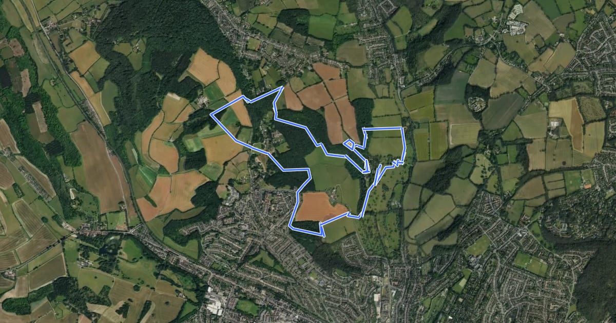 Маршрут Views of the Hughenden Manor Estate Walk, Hughenden на спутниковом снимке