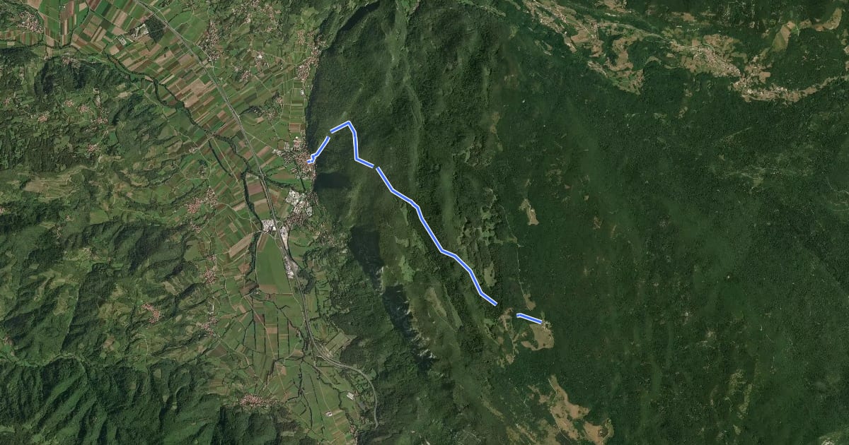 Маршрут Vipava - Stari grad - Abram на спутниковом снимке