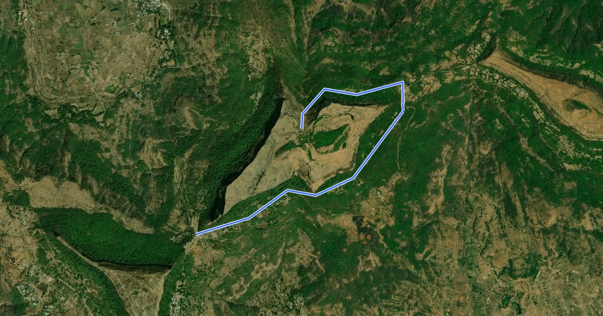 Маршрут Visapur Fort на спутниковом снимке
