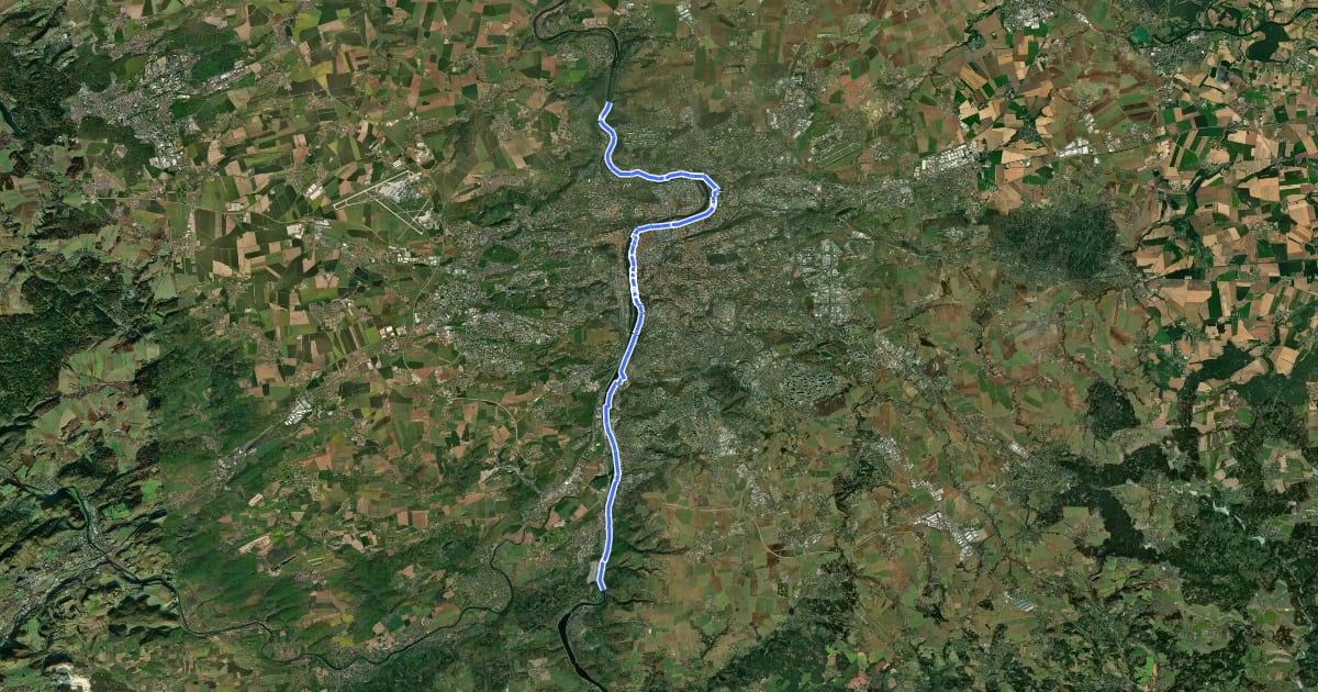 Маршрут Vltava, pravobřežní trasa на спутниковом снимке