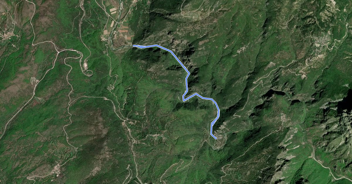 Маршрут Voidomatis Gorge Trail на спутниковом снимке