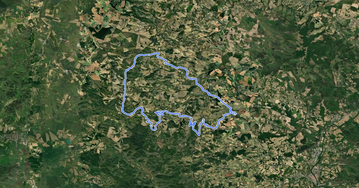Маршрут VTT aude en pyrénnées 46 rouge на спутниковом снимке