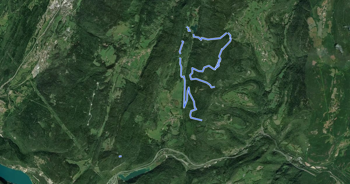 Маршрут VTT bleu на спутниковом снимке
