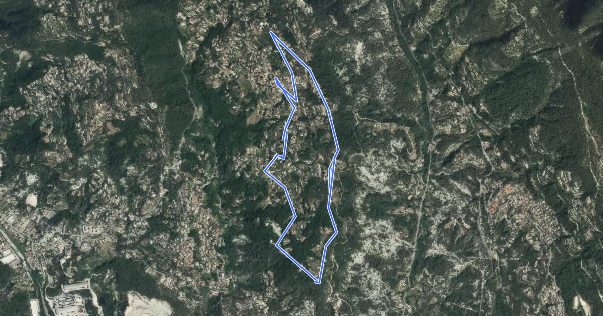 Маршрут VTT Circuit Sainte Helène на спутниковом снимке