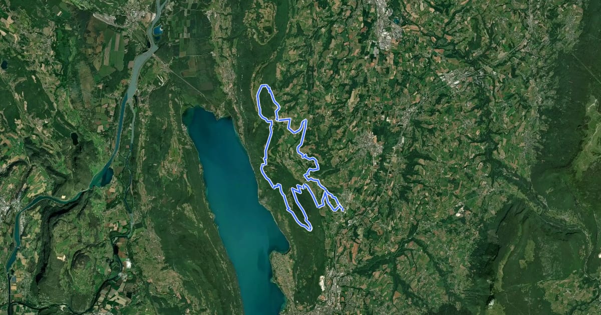 Маршрут VTT FFC Albanais N° 11 - La randonnée des 3 monts (rouge) на спутниковом снимке