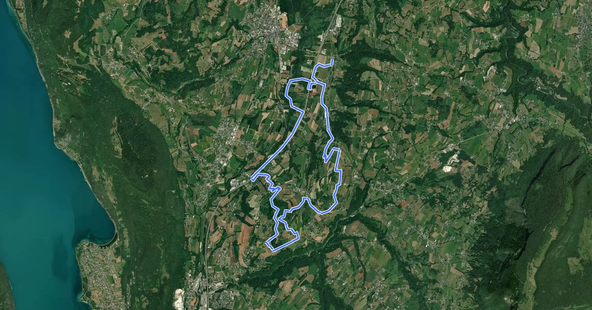 Маршрут VTT FFC Albanais N° 14 - Les 3 Chevreuils (bleu) на спутниковом снимке