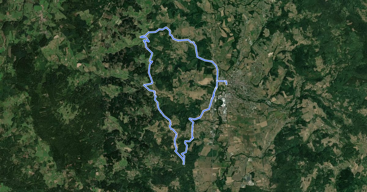 Маршрут VTT FFC Les Côtes du Livradois N° 30 на спутниковом снимке