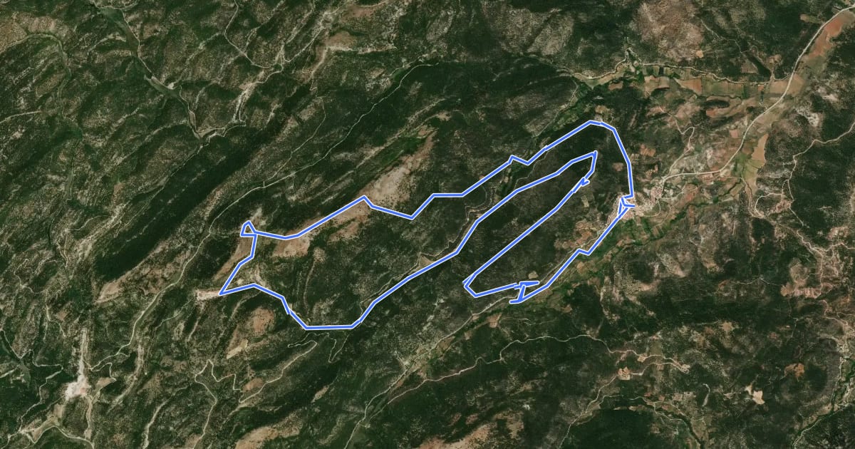 Маршрут Vuelta a la Atalaya y al Nevacico на спутниковом снимке