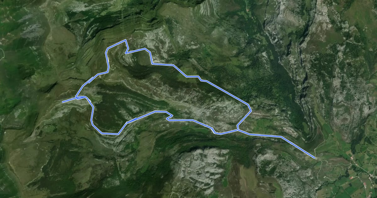 Маршрут Vuelta de la Colina на спутниковом снимке