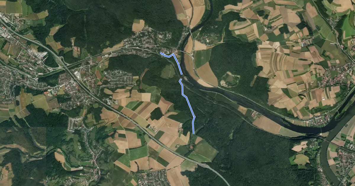 Маршрут W 14 Etterzhausen - Gorjhof (Blaues Rechteck) на спутниковом снимке