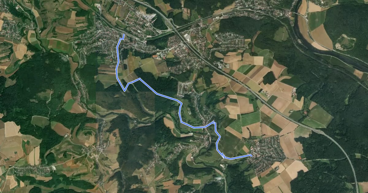 Маршрут W 48 Undorf - Alpine Steige - Eilsbrunn (Blaues Rechteck) на спутниковом снимке