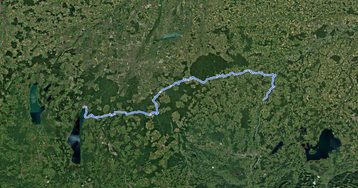 Маршрут Würmsee-Inntal-Weitwanderweg (weiß auf blau) на спутниковом снимке