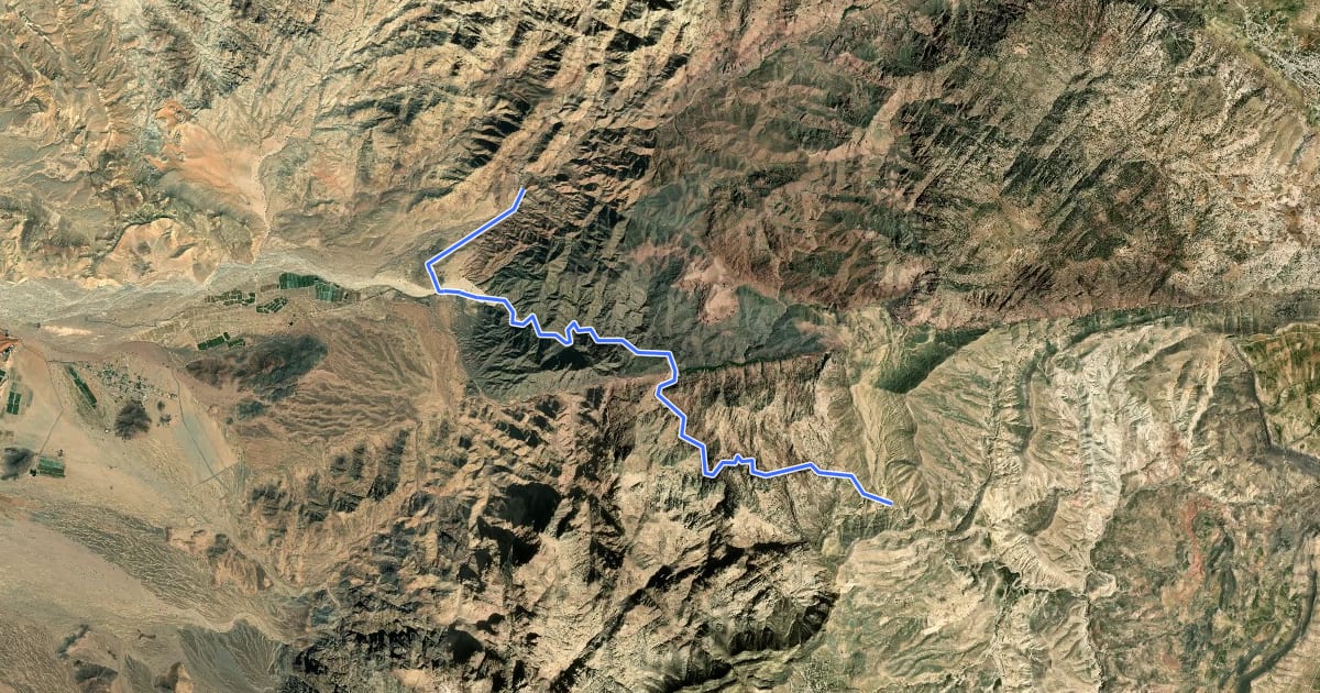 Маршрут Wadi Ghwayr Trail на спутниковом снимке