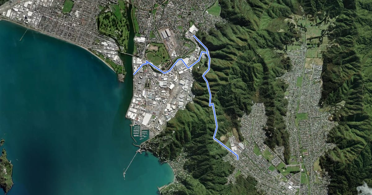 Маршрут Wainuiomata Shared Path на спутниковом снимке
