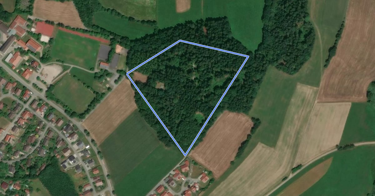 Маршрут Waldlehrpfad (Rattenberger Wanderweg 3) на спутниковом снимке