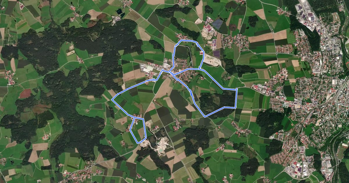 Маршрут Wanderweg 12 - Erlstätt Rundweg на спутниковом снимке