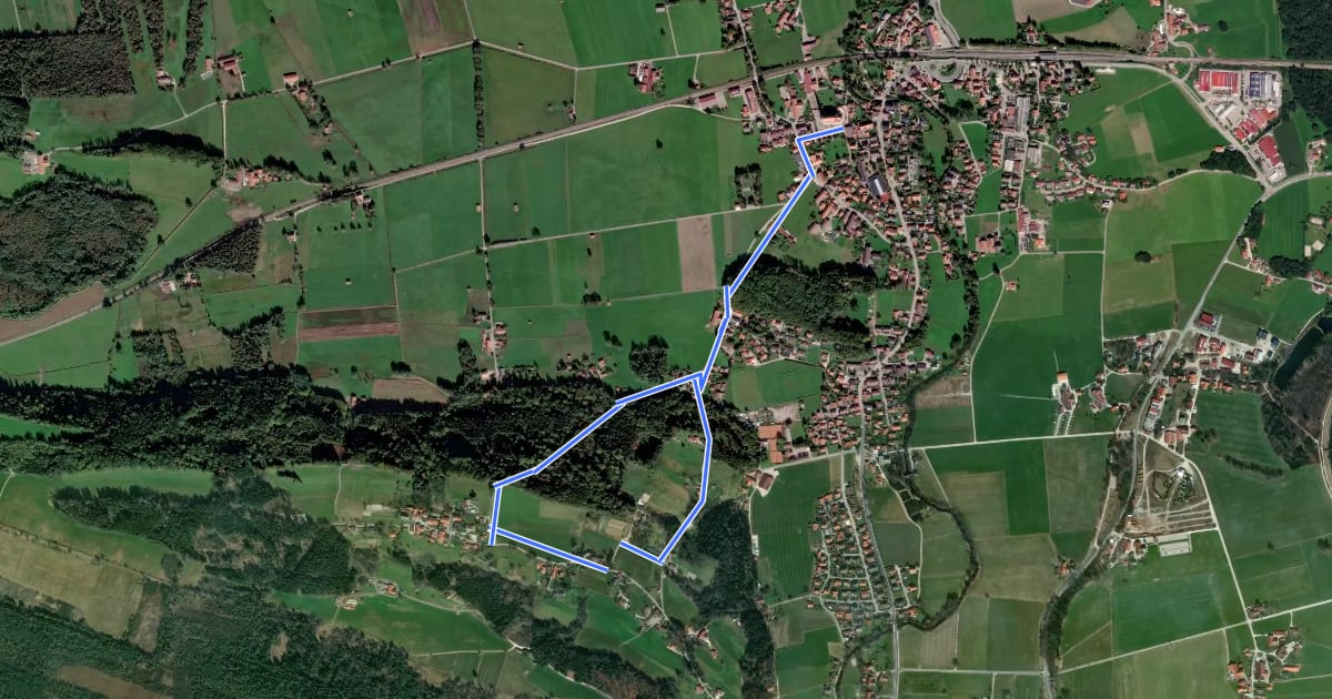 Маршрут Wanderweg 19 - Übersee на спутниковом снимке