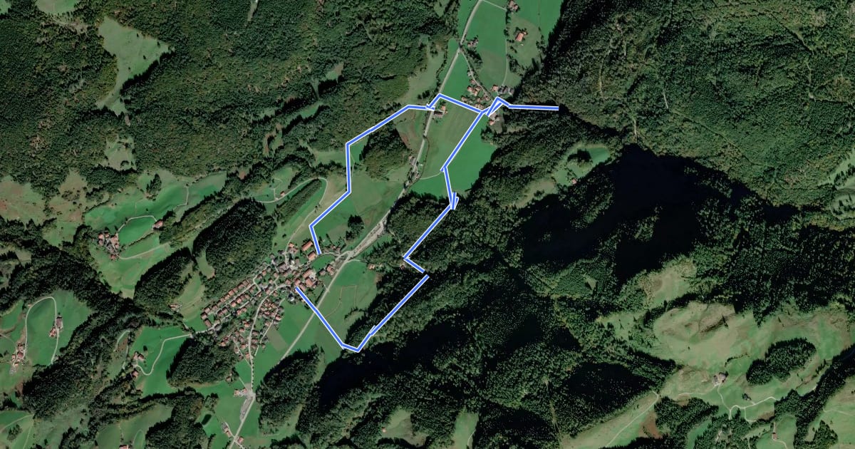 Маршрут Wanderweg 2 - Zum Wasserfall in Berg на спутниковом снимке