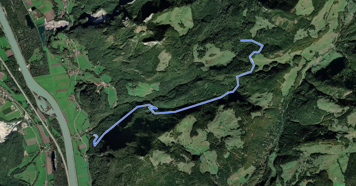 Маршрут Wanderweg 225a - Kranzhorn на спутниковом снимке