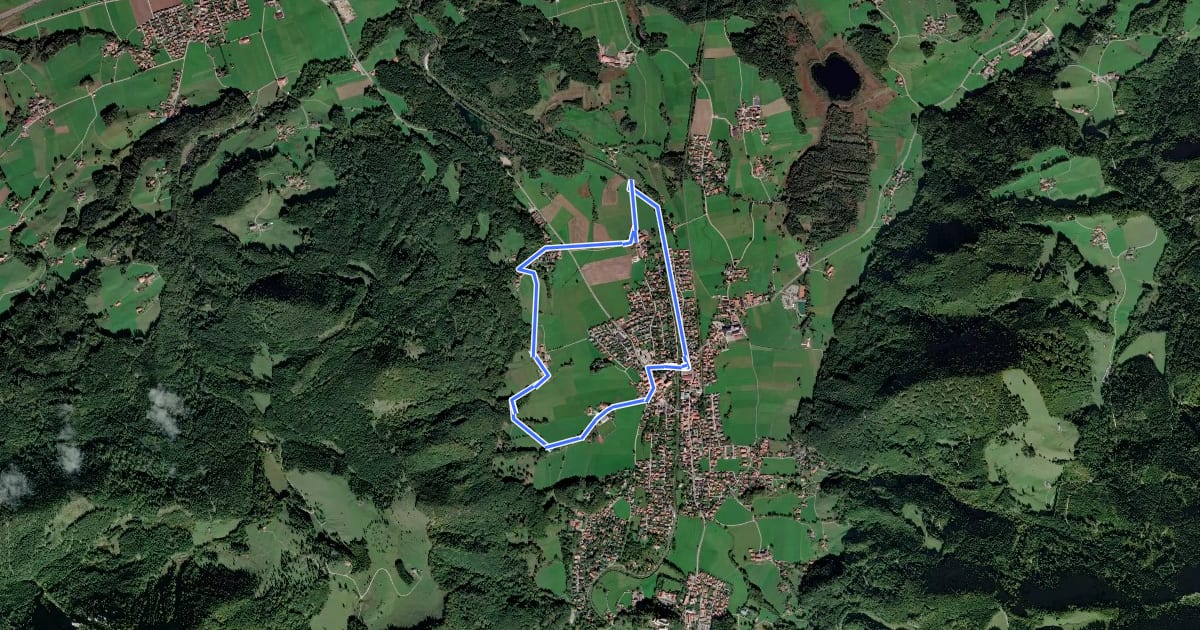 Маршрут Wanderweg 25 - Über die "Drei Linden" на спутниковом снимке