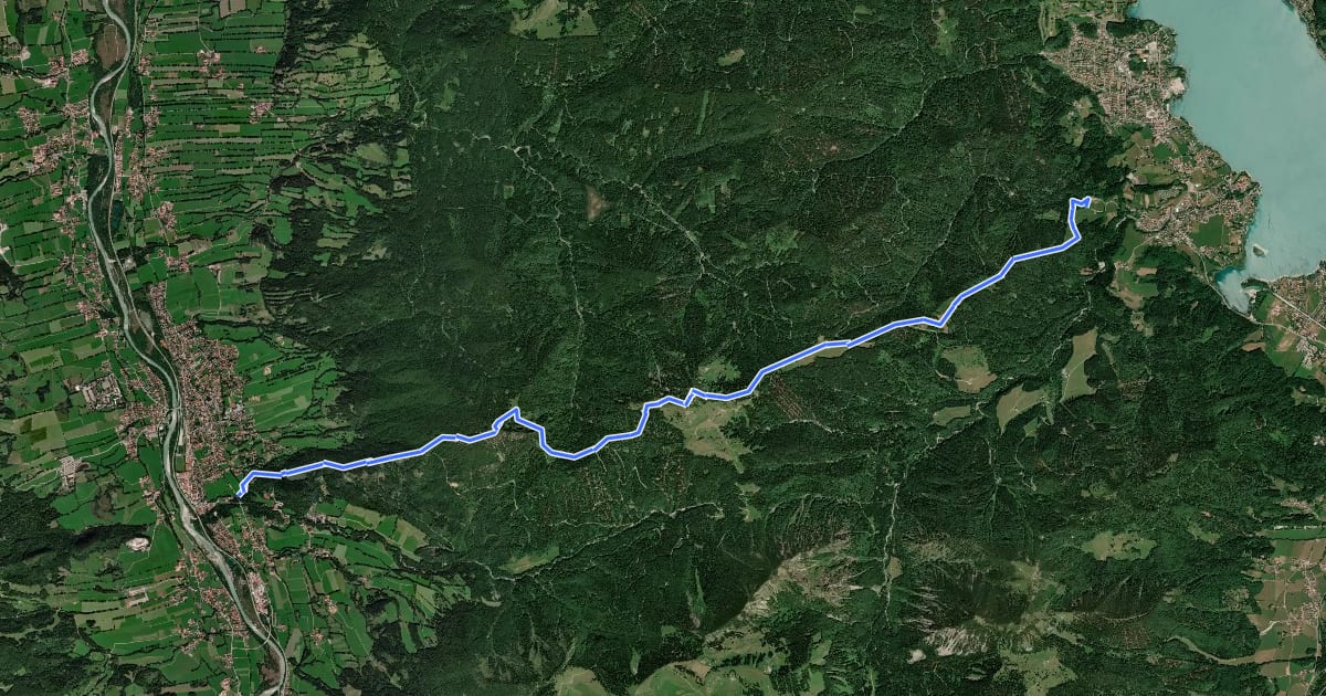 Маршрут Wanderweg 611 - Bayerische Voralpen на спутниковом снимке