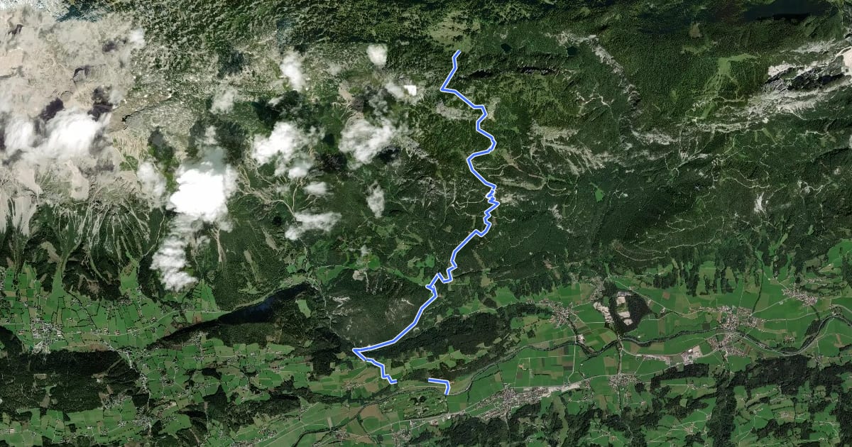 Маршрут Wanderweg 667 на спутниковом снимке