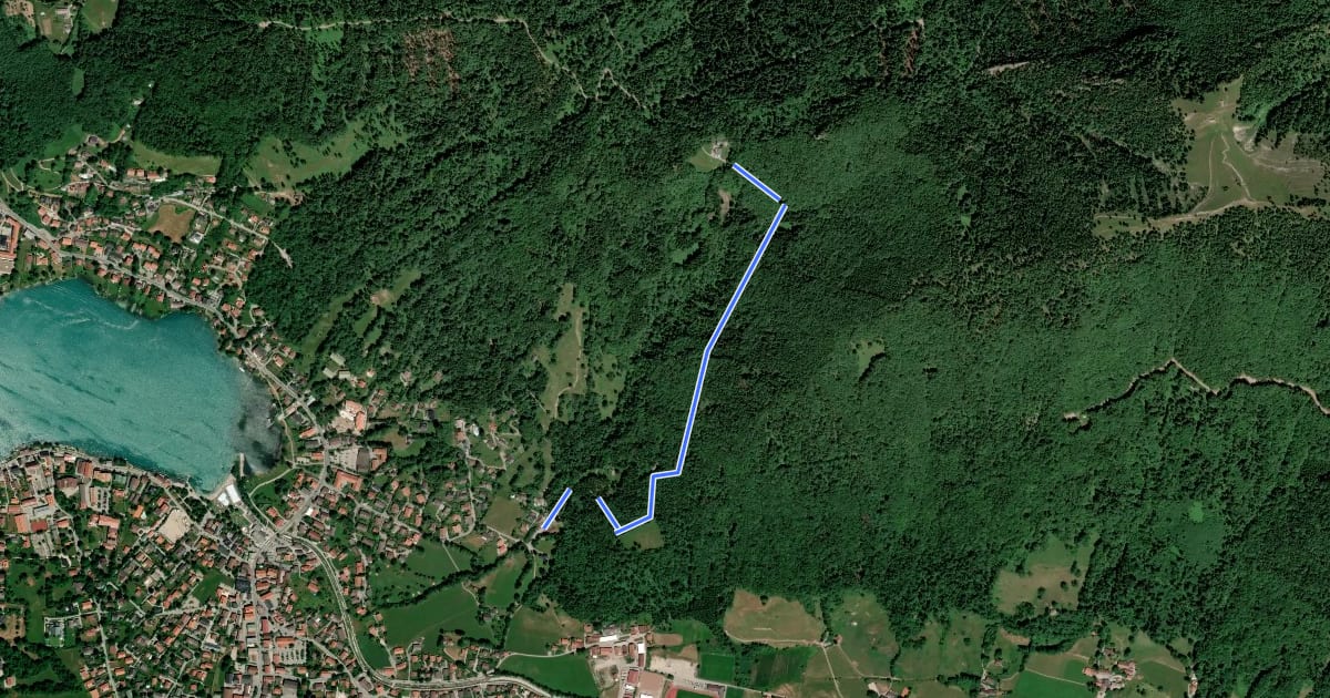 Маршрут Wanderweg 686b - Bayrische Voralpen на спутниковом снимке